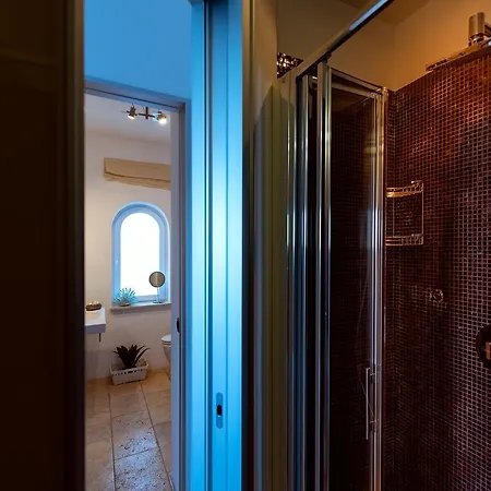 Boutique Penthouse By Amalfivacation Apartment